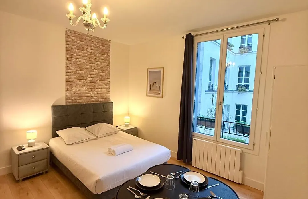 Appartement Monthiers Paris-1